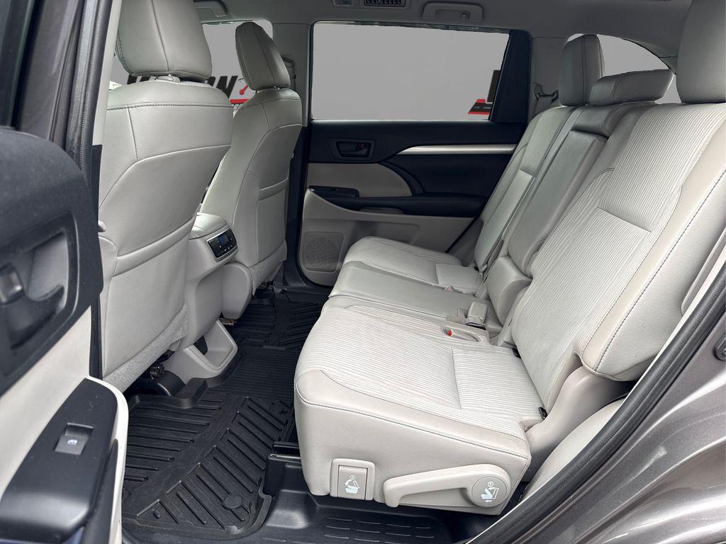 used 2019 Toyota Highlander car, priced at $22,590
