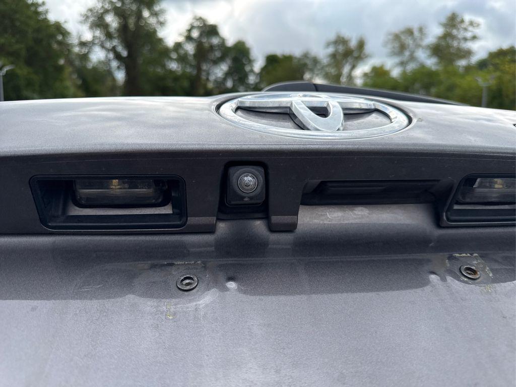 used 2019 Toyota Highlander car, priced at $22,590