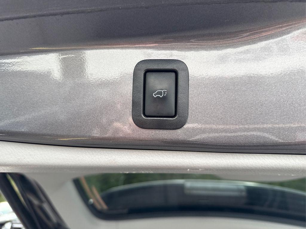 used 2019 Toyota Highlander car, priced at $22,590