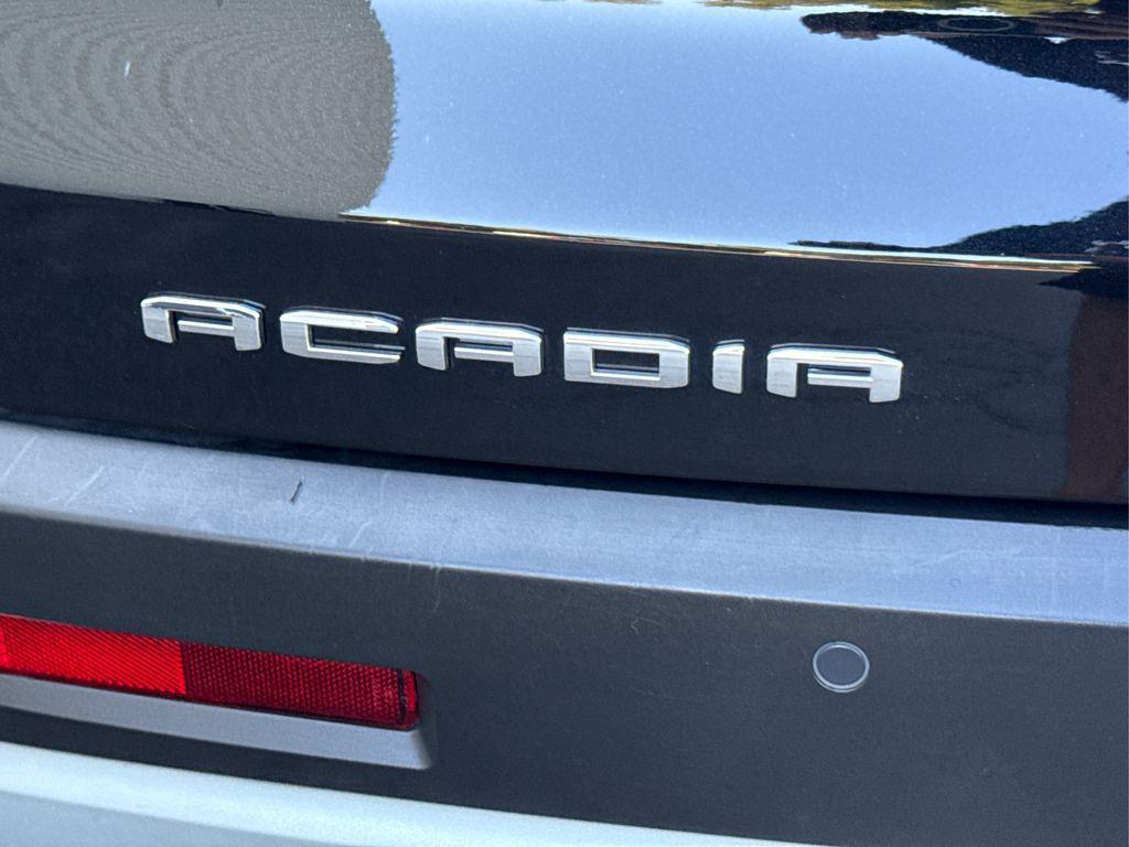 used 2023 GMC Acadia car, priced at $27,421