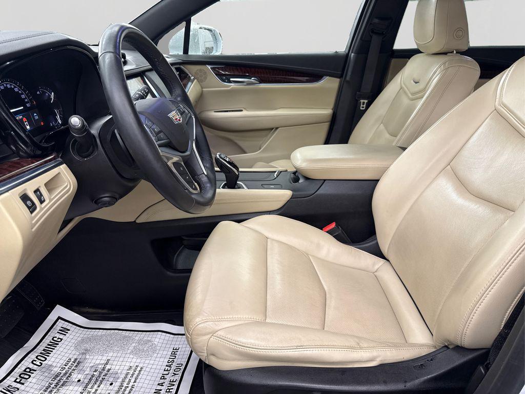 used 2018 Cadillac XT5 car, priced at $13,995