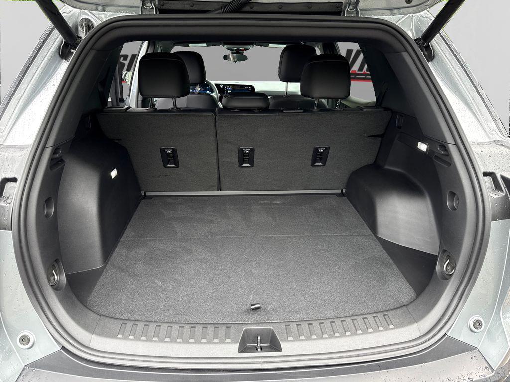 used 2025 Chevrolet Equinox car, priced at $29,290