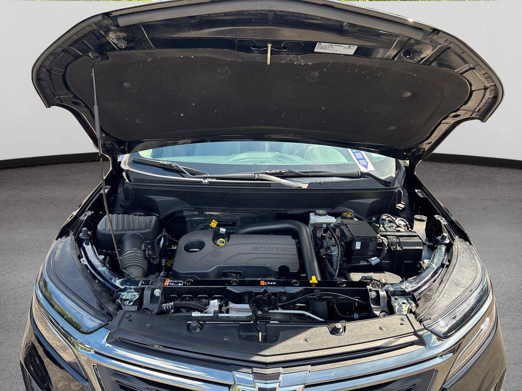 used 2024 Chevrolet Equinox car, priced at $25,695