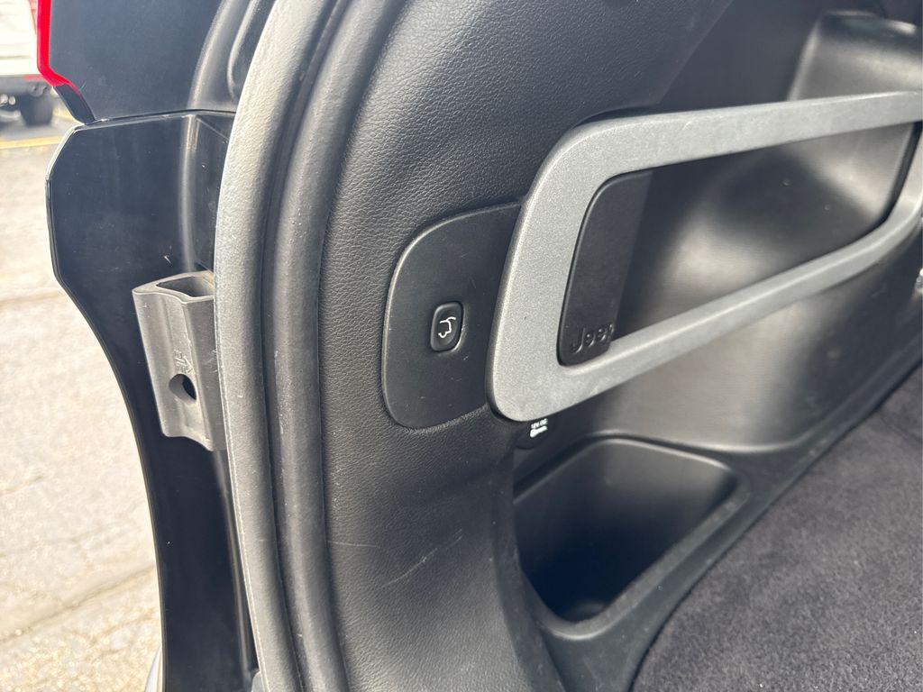 used 2018 Jeep Cherokee car, priced at $18,590