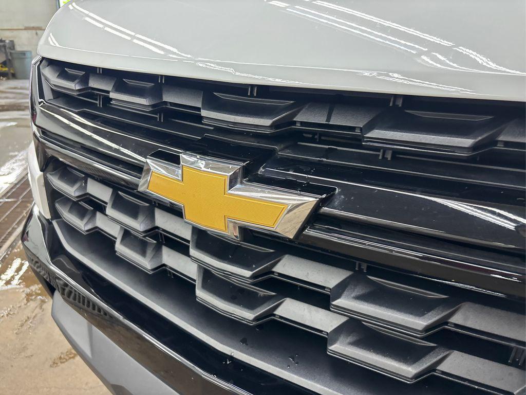 used 2022 Chevrolet Colorado car, priced at $27,995