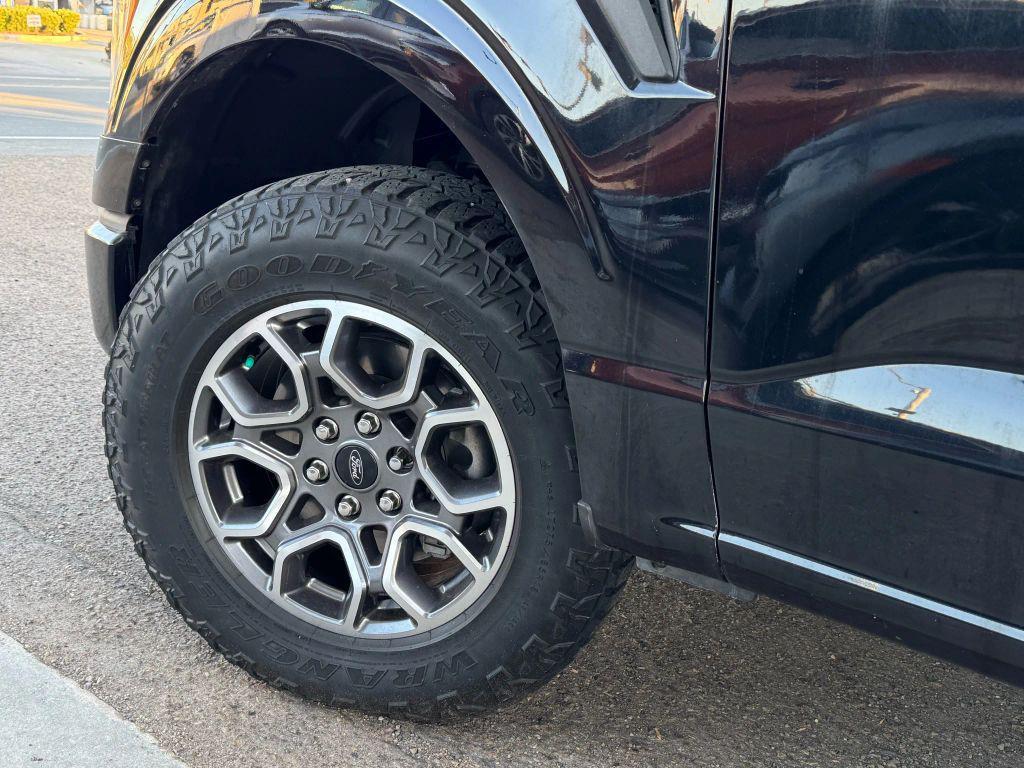 used 2021 Ford F-150 car, priced at $24,995