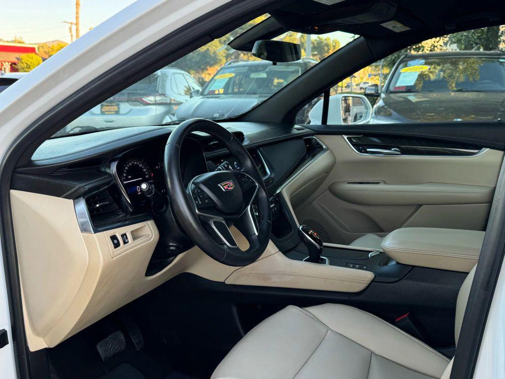 used 2018 Cadillac XT5 car, priced at $13,995
