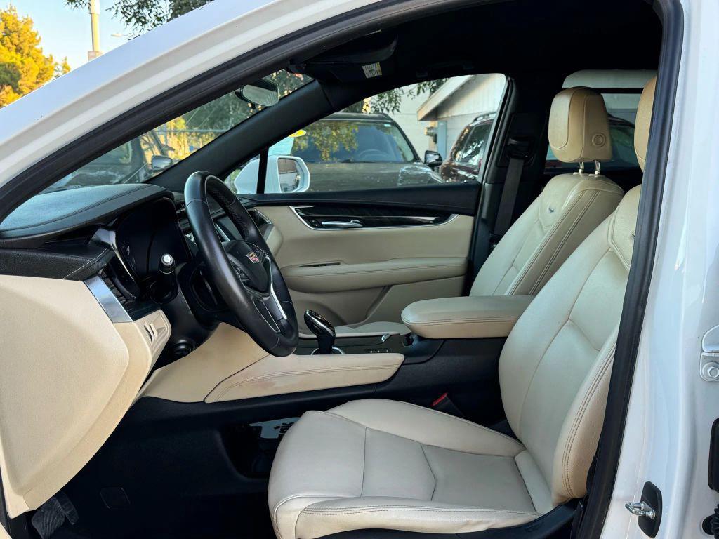 used 2018 Cadillac XT5 car, priced at $13,995