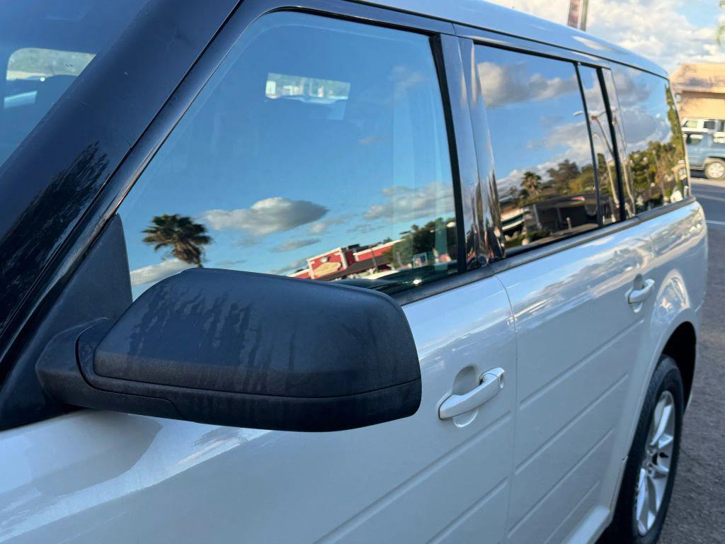 used 2013 Ford Flex car, priced at $5,995