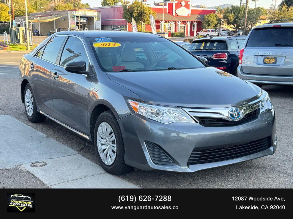 used 2014 Toyota Camry Hybrid car, priced at $12,495