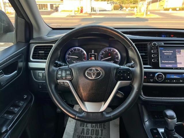 used 2016 Toyota Highlander car, priced at $17,995