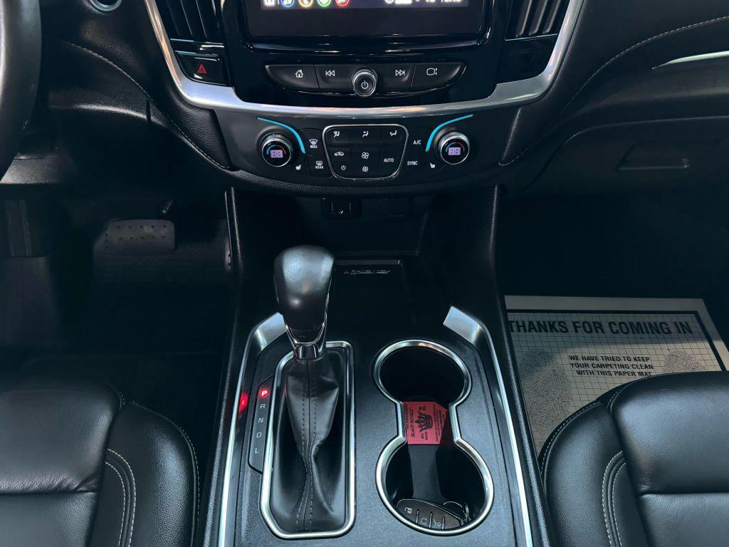 used 2022 Chevrolet Traverse car, priced at $22,995