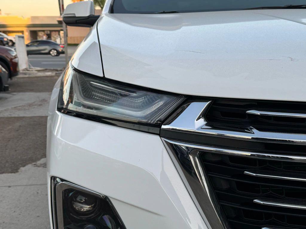 used 2022 Chevrolet Traverse car, priced at $22,995