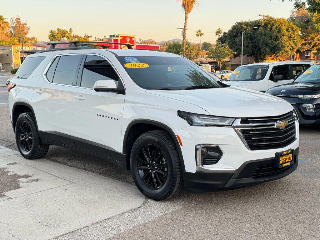 used 2022 Chevrolet Traverse car, priced at $22,995
