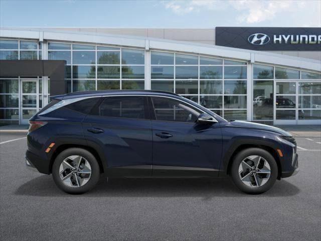 new 2025 Hyundai TUCSON Hybrid car, priced at $35,999