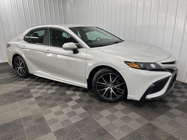 used 2023 Toyota Camry Hybrid car, priced at $28,999