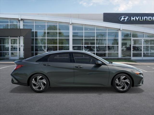 new 2025 Hyundai Elantra car