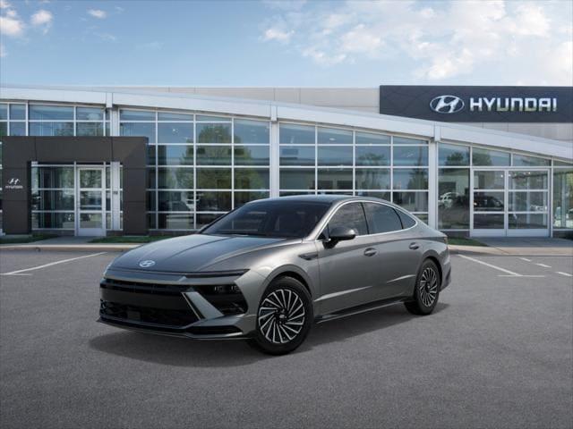 new 2025 Hyundai Sonata Hybrid car, priced at $30,799