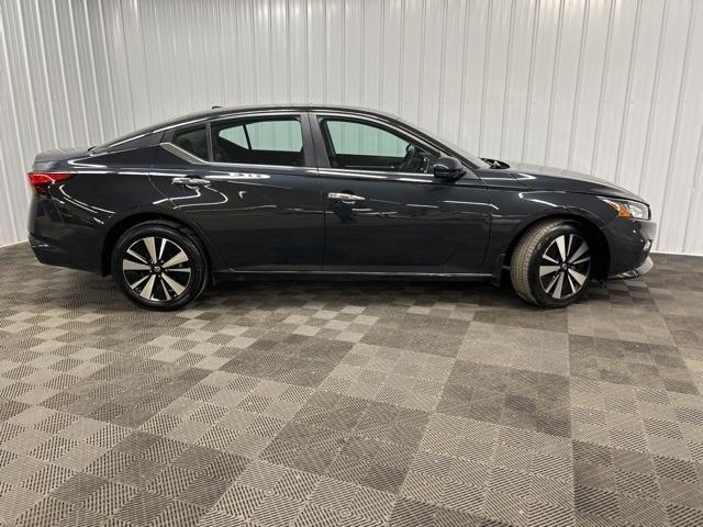 used 2022 Nissan Altima car, priced at $19,999