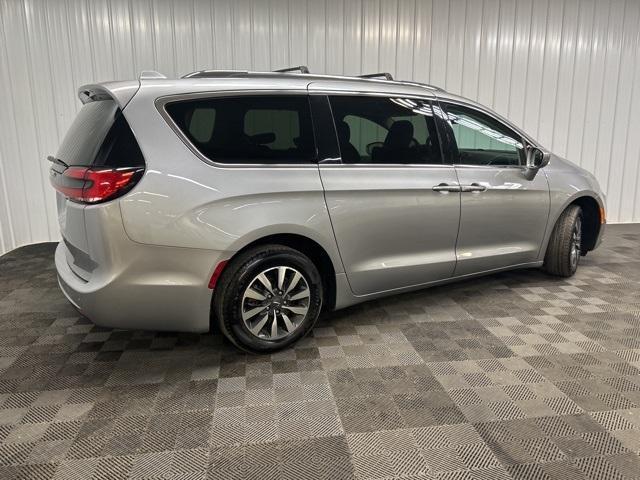 used 2021 Chrysler Pacifica car, priced at $23,999