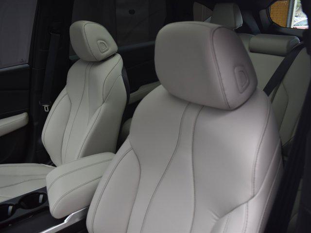 new 2025 Acura RDX car, priced at $46,650
