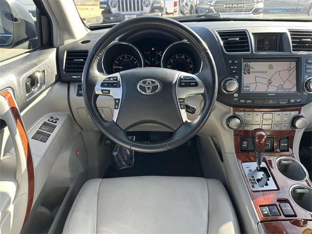 used 2012 Toyota Highlander car, priced at $11,500