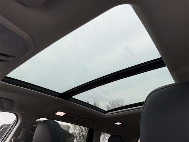 new 2025 Subaru Ascent car, priced at $46,212