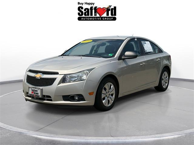 used 2014 Chevrolet Cruze car, priced at $4,500