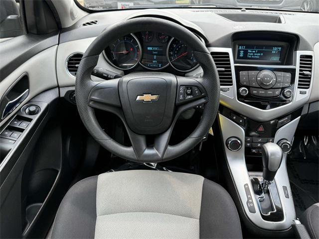 used 2014 Chevrolet Cruze car, priced at $4,500