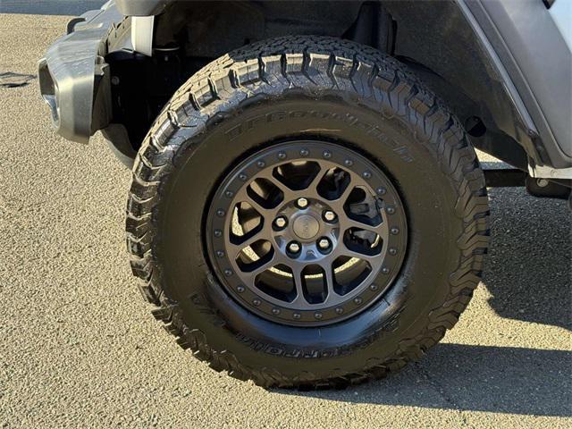 used 2022 Jeep Wrangler Unlimited car, priced at $33,900