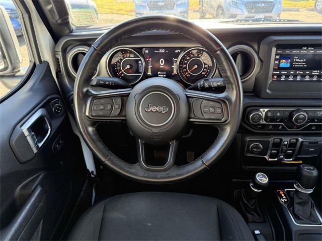 used 2022 Jeep Wrangler Unlimited car, priced at $33,900