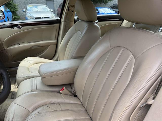 used 2009 Buick Lucerne car, priced at $6,500