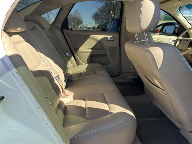 used 2005 Ford Five Hundred car, priced at $2,500