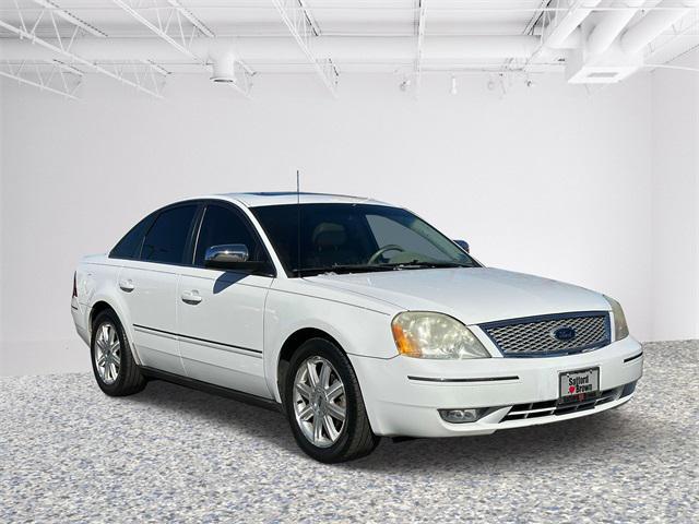 used 2005 Ford Five Hundred car, priced at $2,500