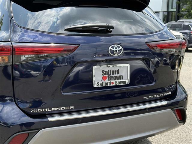 used 2024 Toyota Highlander car, priced at $48,000