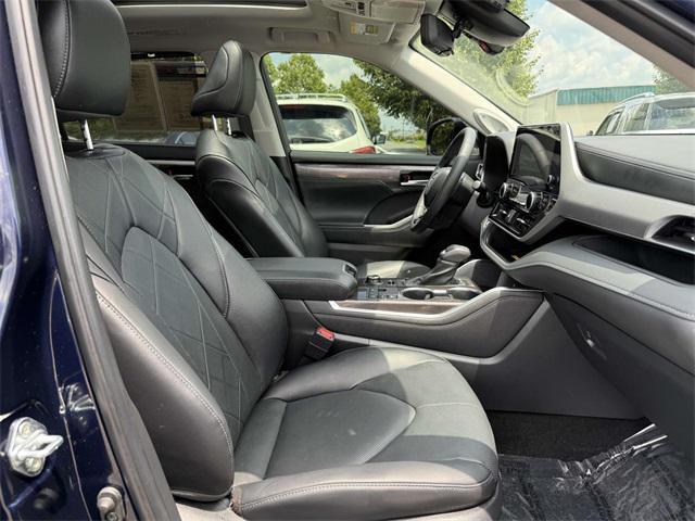 used 2024 Toyota Highlander car, priced at $48,000