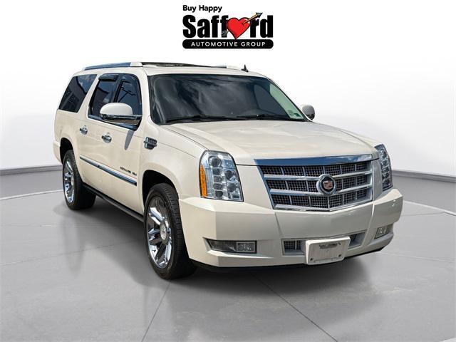 used 2012 Cadillac Escalade ESV car, priced at $15,900