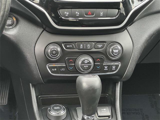 used 2021 Jeep Cherokee car, priced at $15,900