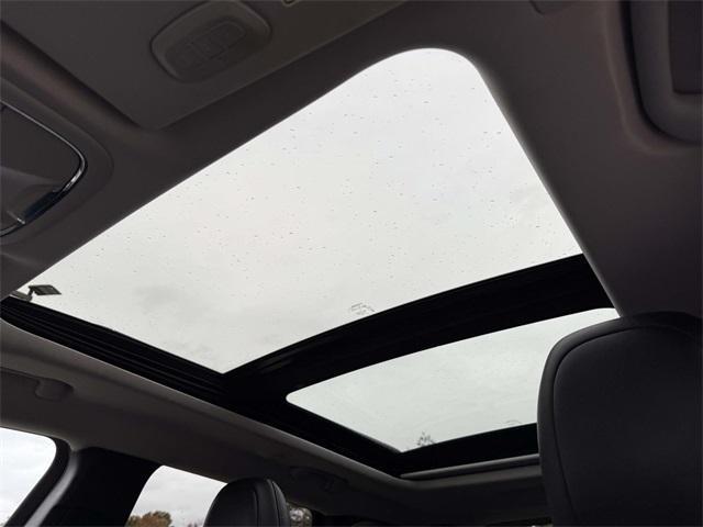 used 2019 Jeep Cherokee car, priced at $13,500