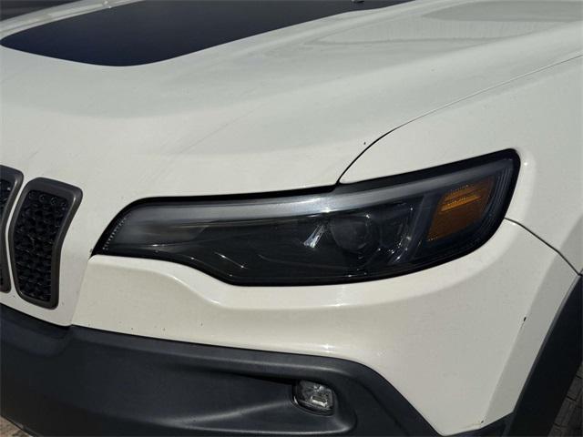 used 2019 Jeep Cherokee car, priced at $13,994