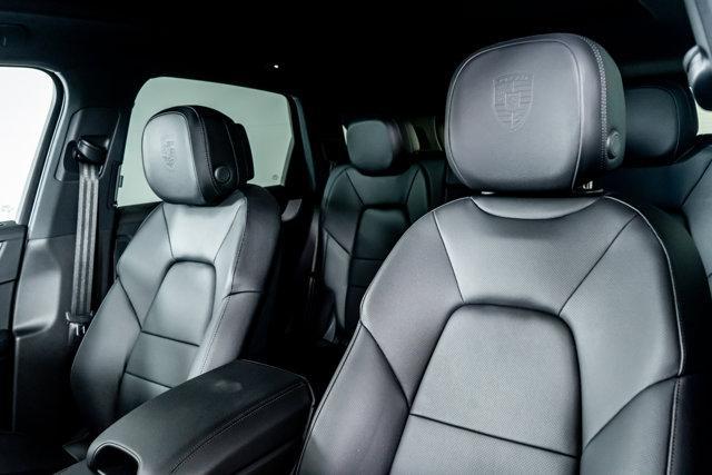 used 2025 Porsche Cayenne car, priced at $99,998