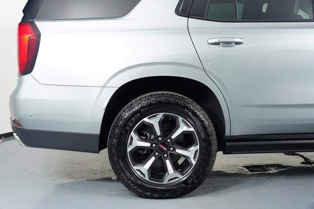 used 2025 GMC Yukon car, priced at $104,997