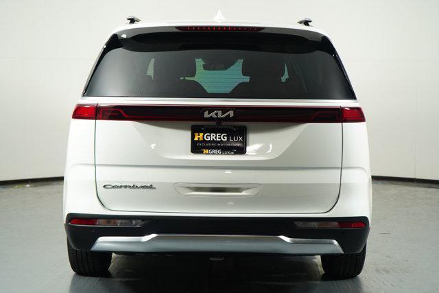 used 2022 Kia Carnival car, priced at $34,998