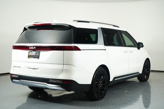 used 2022 Kia Carnival car, priced at $34,998
