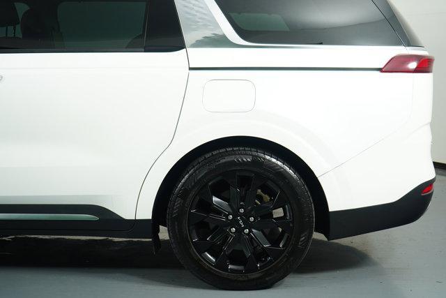 used 2022 Kia Carnival car, priced at $34,998