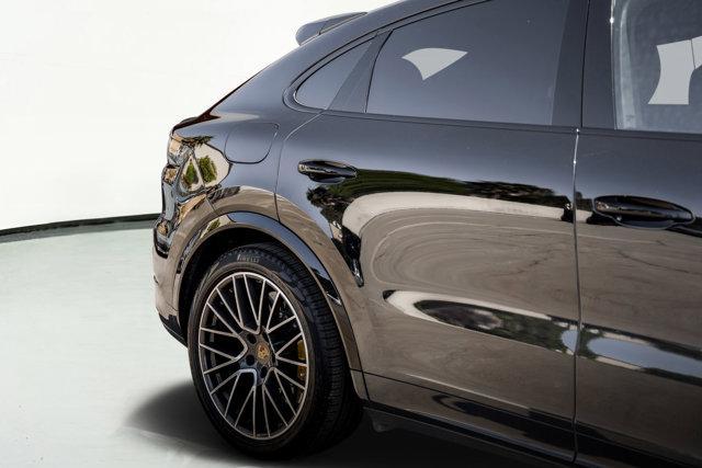 used 2020 Porsche Cayenne E-Hybrid car, priced at $109,998