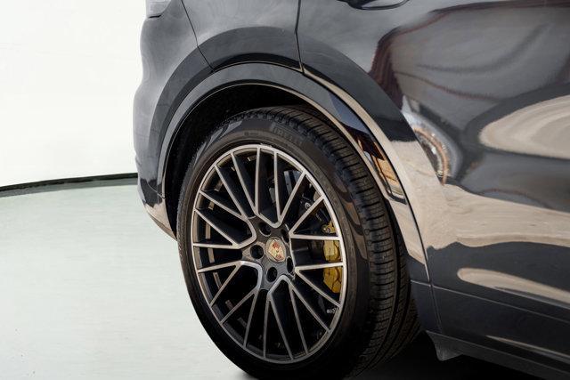 used 2020 Porsche Cayenne E-Hybrid car, priced at $109,998