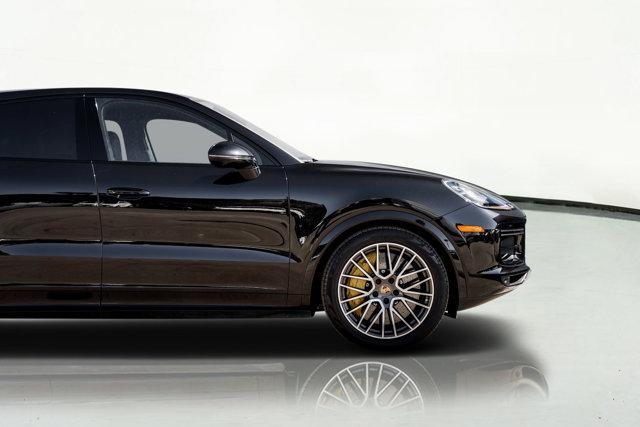 used 2020 Porsche Cayenne E-Hybrid car, priced at $109,998