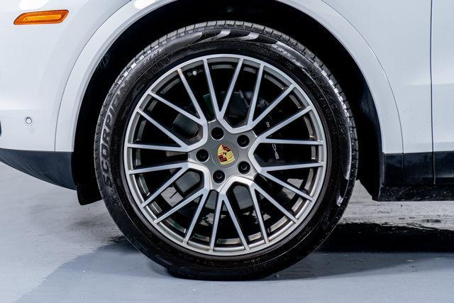 used 2023 Porsche Cayenne E-Hybrid car, priced at $87,998