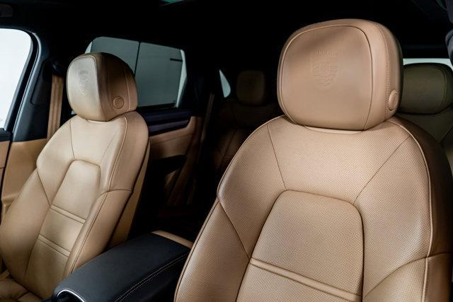 used 2023 Porsche Cayenne E-Hybrid car, priced at $87,998